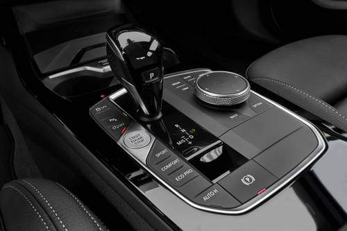 BMW 2 Series Gran Coupe M235i xDrive Sedan Shifter