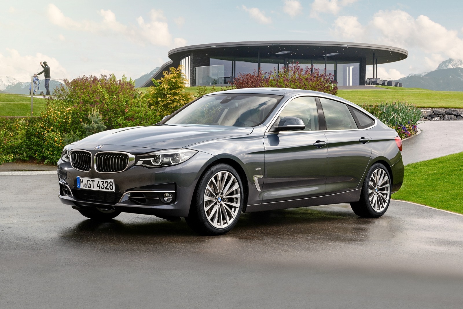 18 Bmw 3 Series Gran Turismo Review Ratings Edmunds