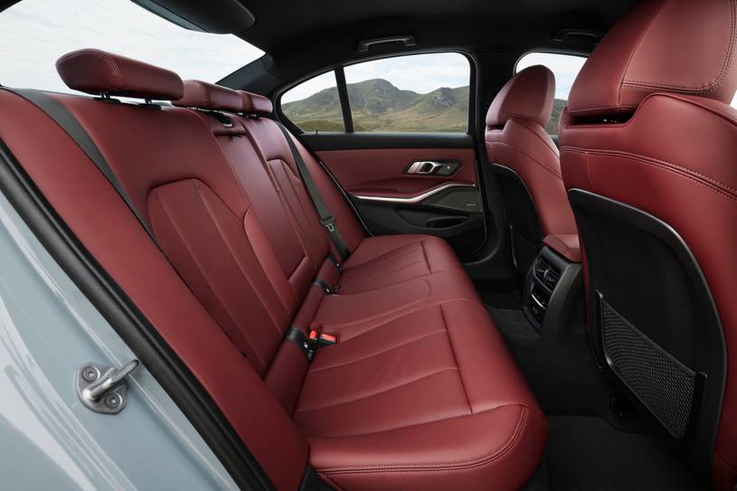 2023 BMW 3 Series 330i xDrive