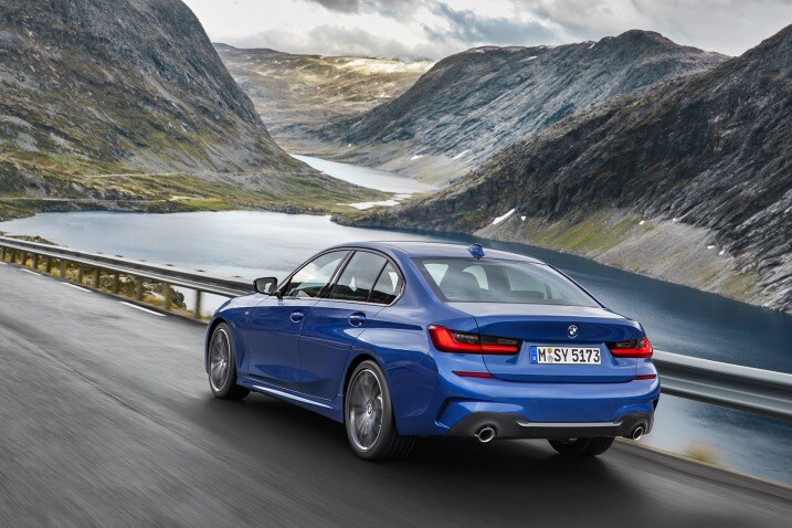 2019 BMW 3 Series - Action Rear 3/4