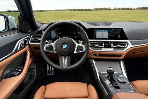 BMW 4 Series Gran Coupe 430i xDrive Sedan Steering Wheel Detail