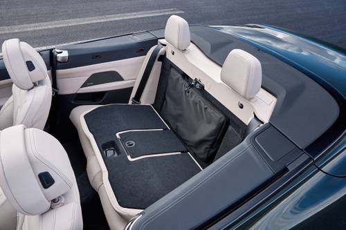 BMW 4 Series M440i Convertible Rear Seats Down