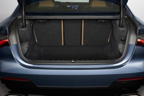 BMW 4 Series M440i xDrive Coupe Cargo Area