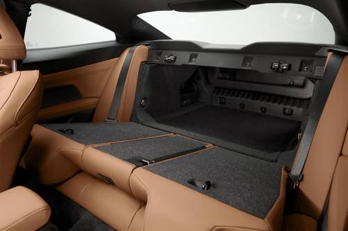 BMW 4 Series M440i xDrive Coupe Rear Seats Down