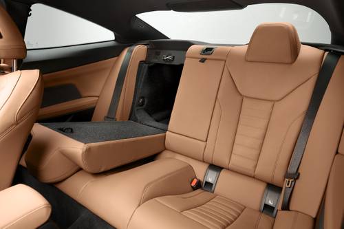 BMW 4 Series M440i xDrive Coupe Rear Seats Down
