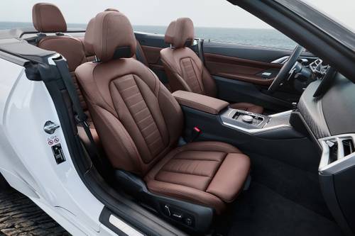2025 BMW 4 Series 430i Convertible Interior