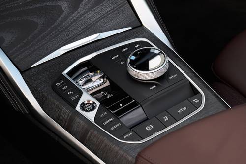 2025 BMW 4 Series 430i Convertible Shifter