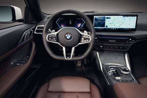 2025 BMW 4 Series 430i Convertible Steering Wheel Detail