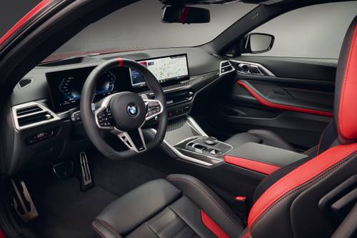 2025 BMW 4 Series M440i Coupe Steering Wheel Detail