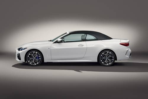 2026 BMW 4 Series 430i Convertible Profile Shown