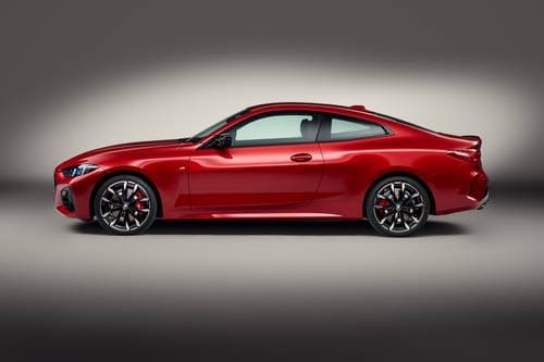 2026 BMW 4 Series M440i Coupe Profile Shown