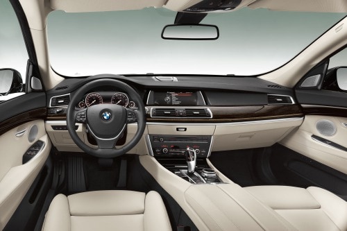2017 BMW 5 Series Gran Turismo 535i 4dr Hatchback Dashboard. Luxury Line Package Shown.