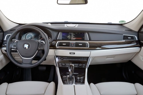 2017 BMW 5 Series Gran Turismo 535i 4dr Hatchback Dashboard. Luxury Line Package Shown.