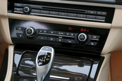2013 BMW 5 Series Sedan Center Console