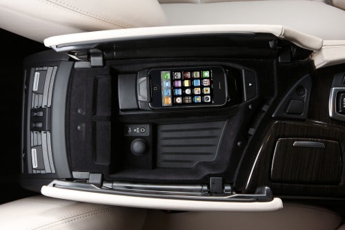 2013 BMW 5 Series Sedan Interior Detail