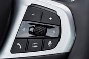 BMW 5 Series 540i xDrive Sedan Aux Controls