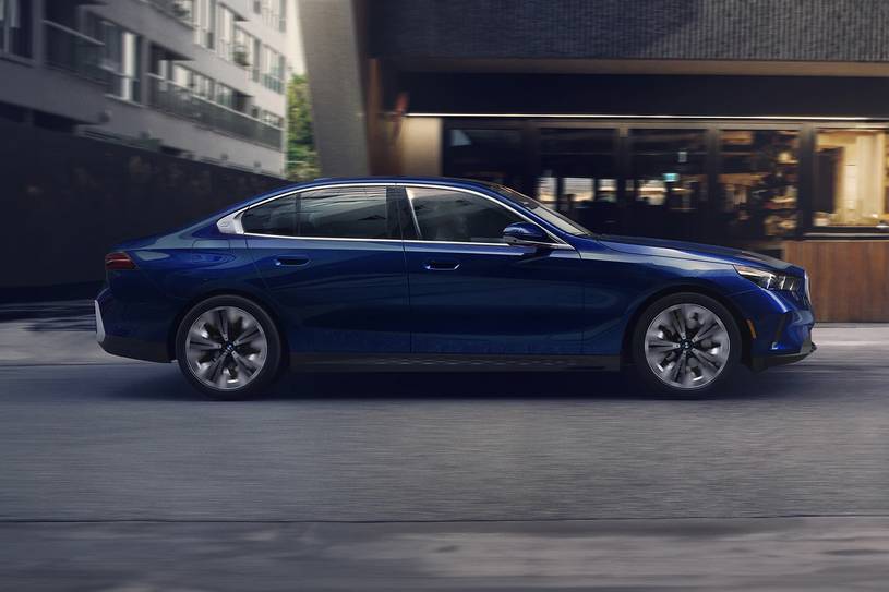 2025 BMW 5 Series 530i Sedan Profile Shown