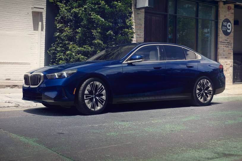 2026 BMW 5 Series 530i Sedan Exterior