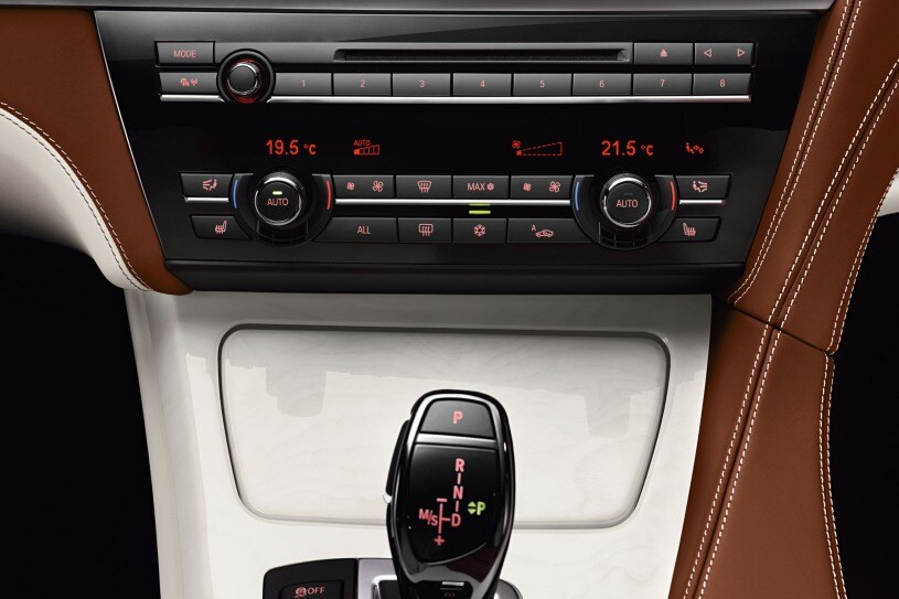 2013 BMW 6 Series Gran Coupe 640i Sedan Center Console