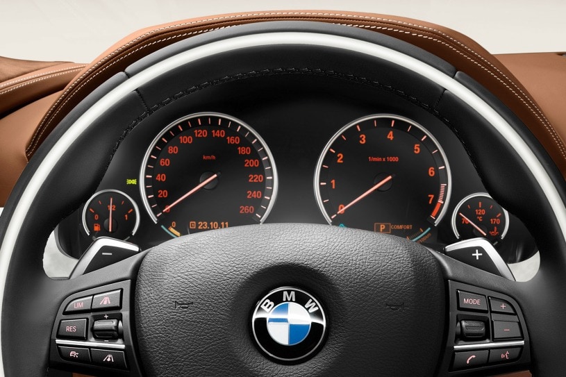 2013 BMW 6 Series Gran Coupe 640i Sedan Steering Wheel Detail
