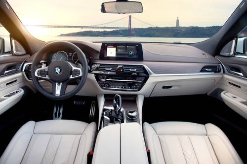 BMW 6 Series Gran Turismo 640i xDrive 4dr Hatchback Dashboard