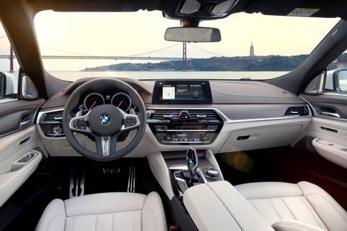 BMW 6 Series Gran Turismo 640i xDrive 4dr Hatchback Dashboard
