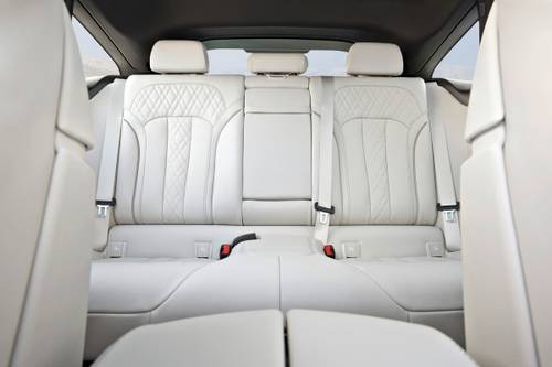 BMW 6 Series Gran Turismo 640i xDrive 4dr Hatchback Rear Interior