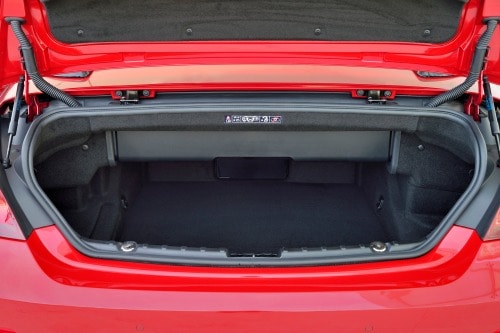 2018 BMW 6 Series 650i Convertible Cargo Area