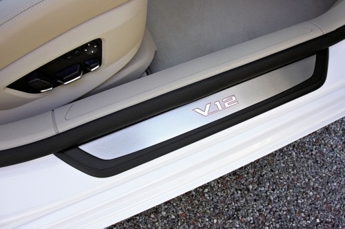 2012 BMW 7 Series 760Li Sedan Door Sill Detail