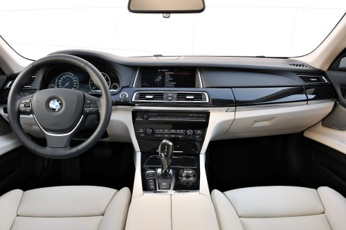 2013 BMW 7 Series 750i Sedan Dashboard
