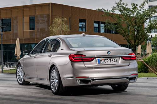 2017 BMW 7 Series 740e xDrive iPerformance Sedan Exterior