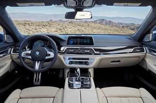 BMW 7 Series M760i xDrive Sedan Dashboard