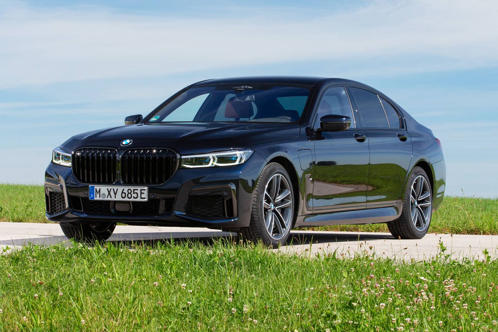 2022 BMW 7 Series Prices, Reviews, and Pictures | Edmunds