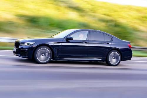BMW 7 Series 745e xDrive Sedan Profile