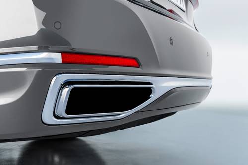 BMW 7 Series 750i xDrive Sedan Exterior Detail