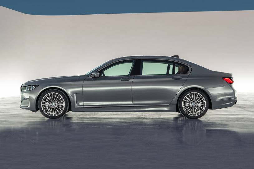 BMW 7 Series 750i xDrive Sedan Profile. European Long Wheel Base Shown.