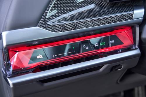 2025 BMW 7 Series 760i xDrive Sedan Interior Detail