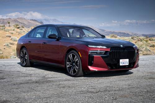 2025 BMW 7 Series 760i xDrive Sedan Exterior Shown