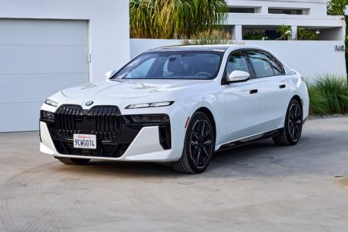 2025 BMW 7 Series 760i xDrive Sedan Exterior Shown