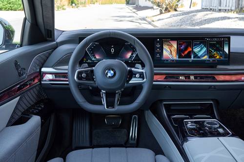 2025 BMW 7 Series 760i xDrive Sedan Steering Wheel Detail