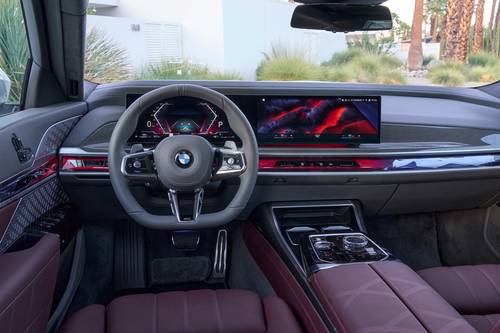 2025 BMW 7 Series 760i xDrive Sedan Steering Wheel Detail