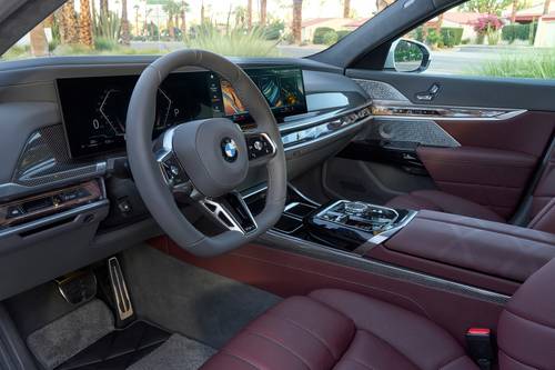 2025 BMW 7 Series 760i xDrive Sedan Steering Wheel Detail