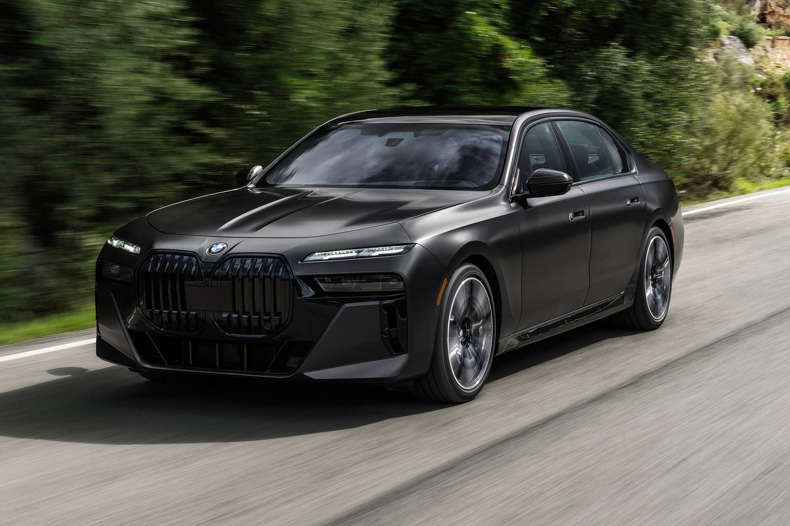 2026 BMW 7 Series Prices, Reviews, and Pictures | Edmunds