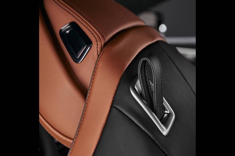 BMW 8 Series M850i xDrive Coupe Interior Detail