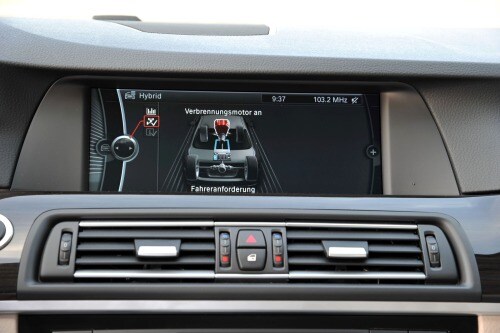 2014 BMW ActiveHybrid 5 Sedan Interior Detail