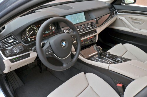 2014 BMW ActiveHybrid 5 Sedan Interior