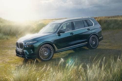 2025 BMW ALPINA XB7 Pictures - 15 Photos | Edmunds