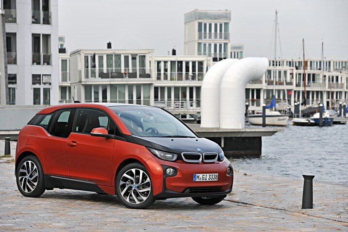 Invoice Scams And Sudden Extras The Is Changing Edmunds Bmw S Lightweight I3 Comes In Two Forms An All Electric For Purists And With