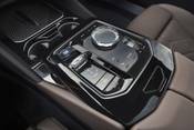 2024 BMW i5 eDrive40 Sedan Shifter