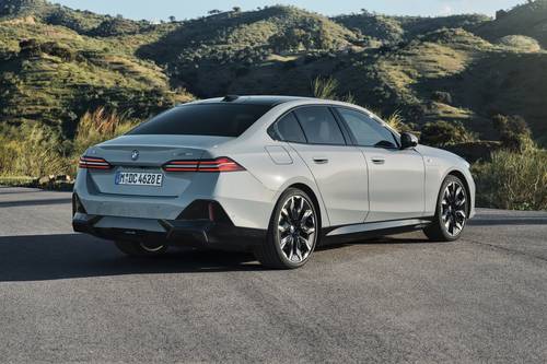 2025 BMW i5 eDrive40 Sedan Exterior